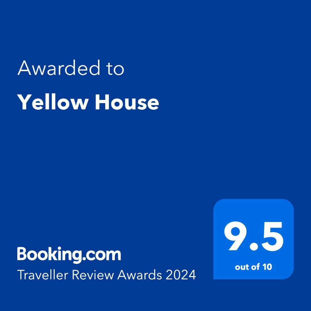 Yellow House Westport Exterior foto